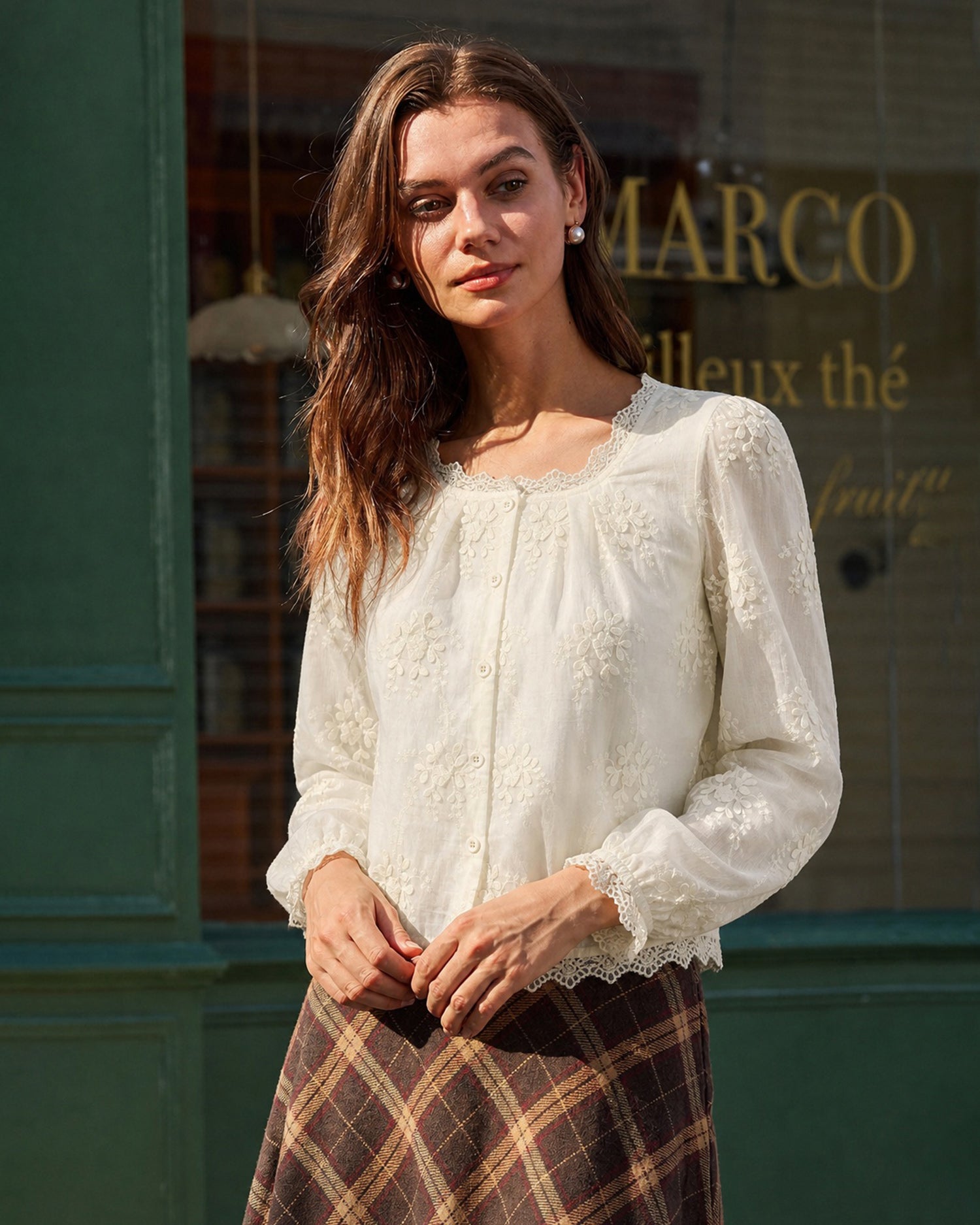 Alice Flowers Button Tee — photo 2